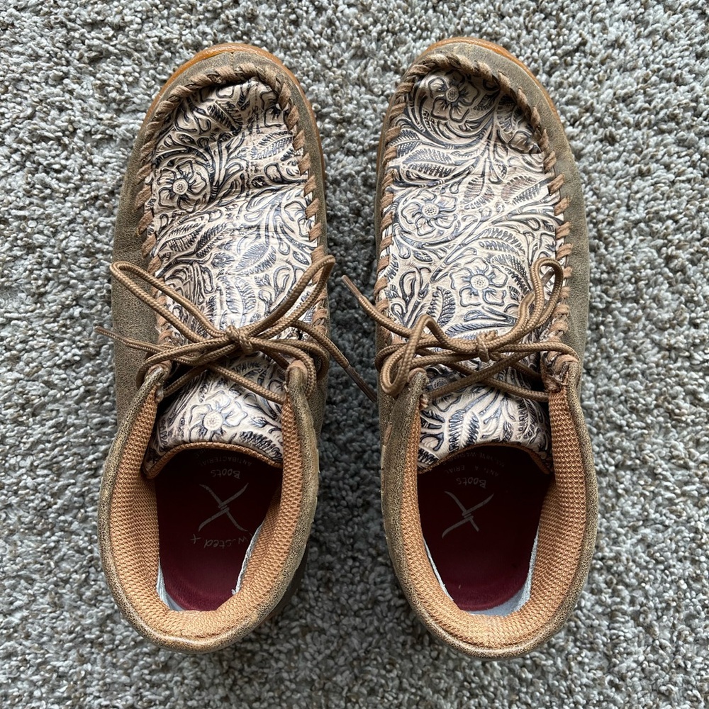 Twisted X driving mocs